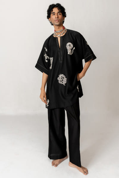 Wabi Sabi Black aari hand embroidered kurta set WABIJUN26D145985