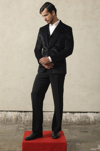 Black embroidered tuxedo set