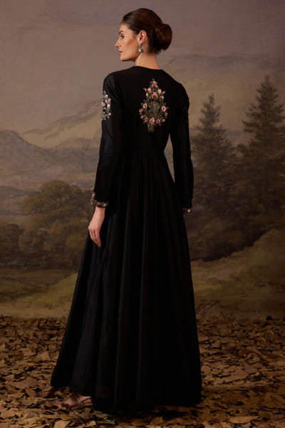 Samant Chauhan Black floral embroidery gown SAMFEB26D139331