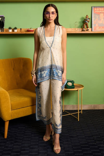 Off-white floral printed top and pant set