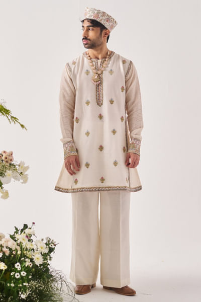 Ivory resham-zari embroidered phiran kurta set