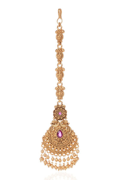 Gold plated kundan maangtikka
