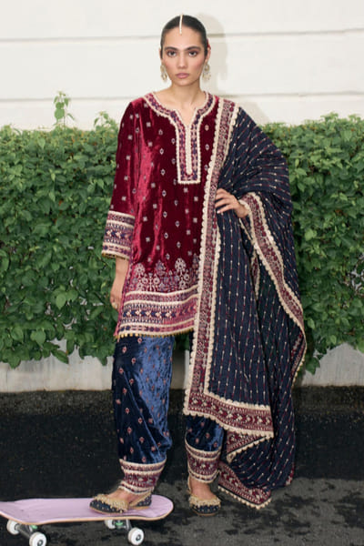 Wine thread embroidered velvet kurta set