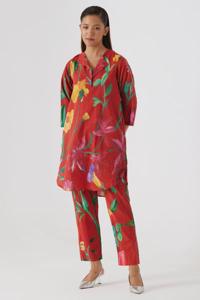 Red botanical printed short kurta set