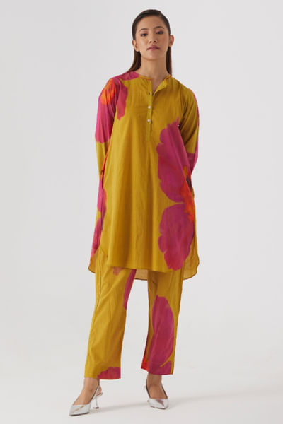 Yellow poppy printed short kurta set