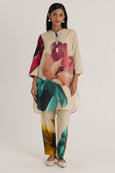 Off-white floral printed short kurta set