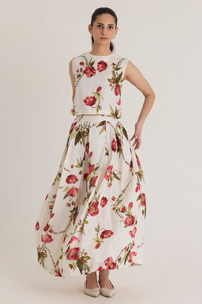 White floral printed skirt set