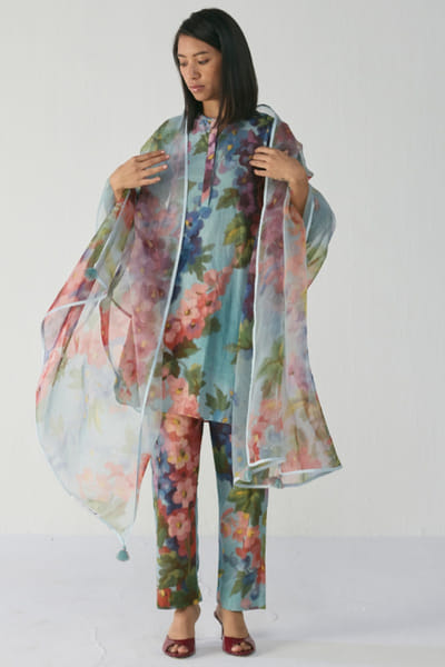 Multicolor floral printed dupatta