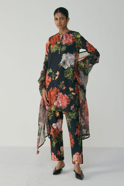 Black floral printed cotton cambric kurta set