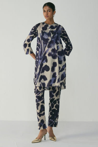 Navy blue and white printed cotton kurta set