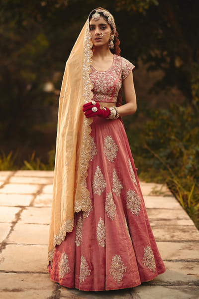 Rashika Mittal Antique gold floral embellished dupatta RASHJUN26D146604