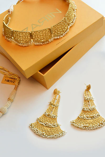 Gold & pearl ethnic jewellery gift box