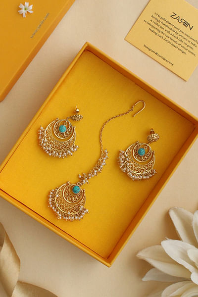 Turquoise jewellery gift box