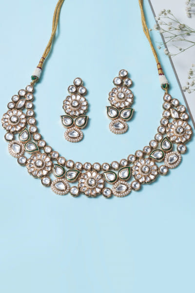 Zevar By Geeta Floral kundan choker set ZEVZGAC69
