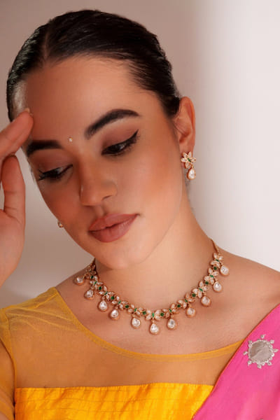 Green and white kundan polki necklace set