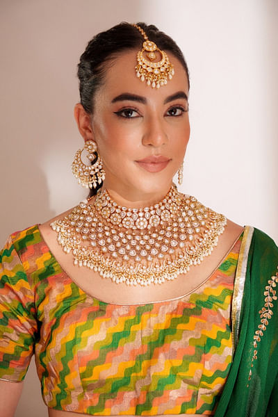 Gold kundan and polki stone necklace set