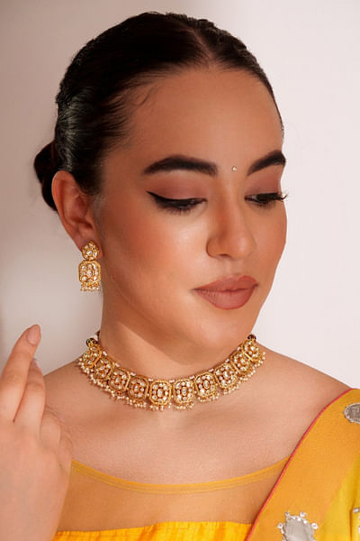 Gold kundan and polki stone choker set