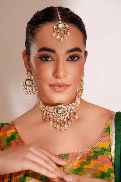 Zevar By Geeta Gold kundan work choker set ZEVJUN25D230271