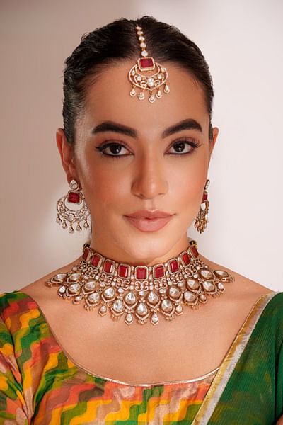 Gold kundan and polki work choker set