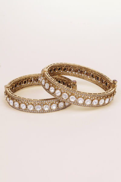 Antique gold kundan bangles