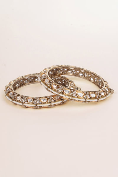 Antique gold kundan bangles