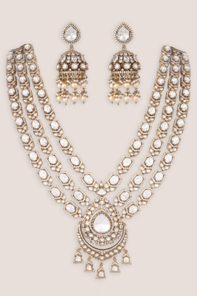 Zevar By Geeta Gold and white embellished necklace set ZEVAJUN26D246402